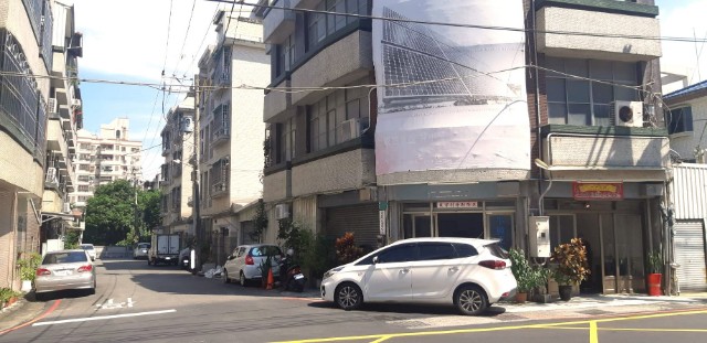南大附中三角窗透天,台南市永康區永二街